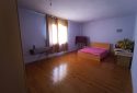 Eşme Kıranköy’de Satılık 5+1 Köy Evi & 6320 m² Tarla