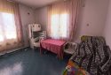 Eşme Kıranköy’de Satılık 5+1 Köy Evi & 6320 m² Tarla