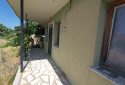 Eşme Kıranköy’de Satılık 5+1 Köy Evi & 6320 m² Tarla