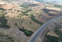 Uşak Eşme’de Asfalta Cepheli, Her Türlü İşletmeye Uygun 31.976 m² Dev Tarla!