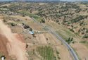 EŞME DENİZLİ YOLU ÜZERİ SATILIK  4160 m2 BAĞ & TARLA