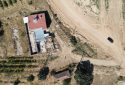 EŞME YELEĞEN’DE (DENİZLİ YOLU) EV + BAĞ + BESİHANE