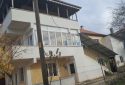 EŞME KEMER MAHALLESİ’NDE SATILIK 2 KATLI MÜSTAKİL EV